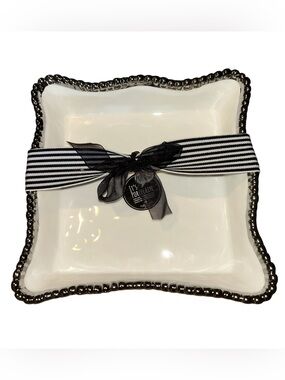 Pampa Bay Salerno porcelain cocktail napkin holder silver beaded trim New